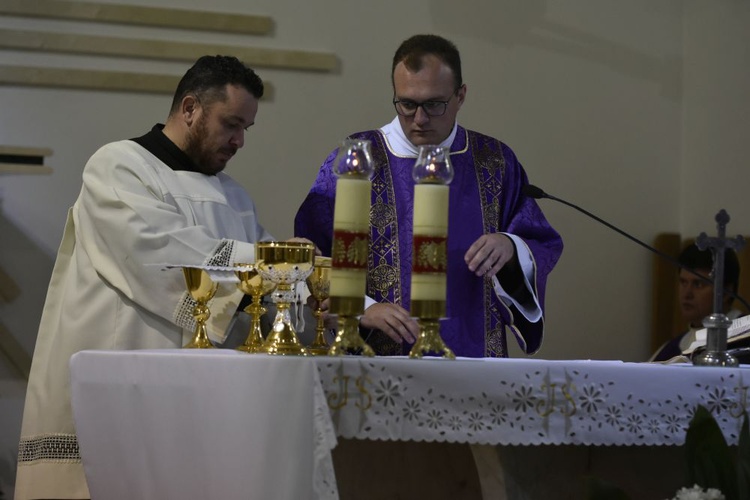 Uroczystości pogrzebowe ks. Józefa Michalskiego w Wałbrzychu i w Budzowie