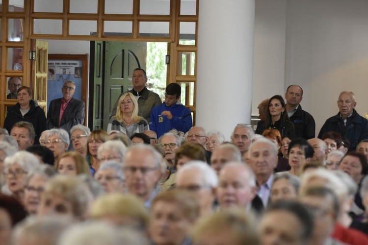 Uroczystości pogrzebowe ks. Józefa Michalskiego w Wałbrzychu i w Budzowie