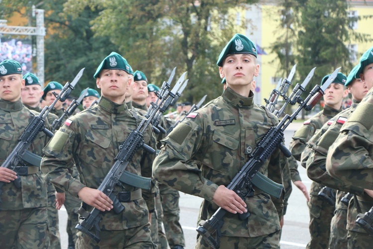 Przysięga wojskowa podchorążych Akademii Wojsk Lądowych 2019