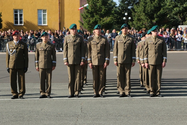 Przysięga wojskowa podchorążych Akademii Wojsk Lądowych 2019