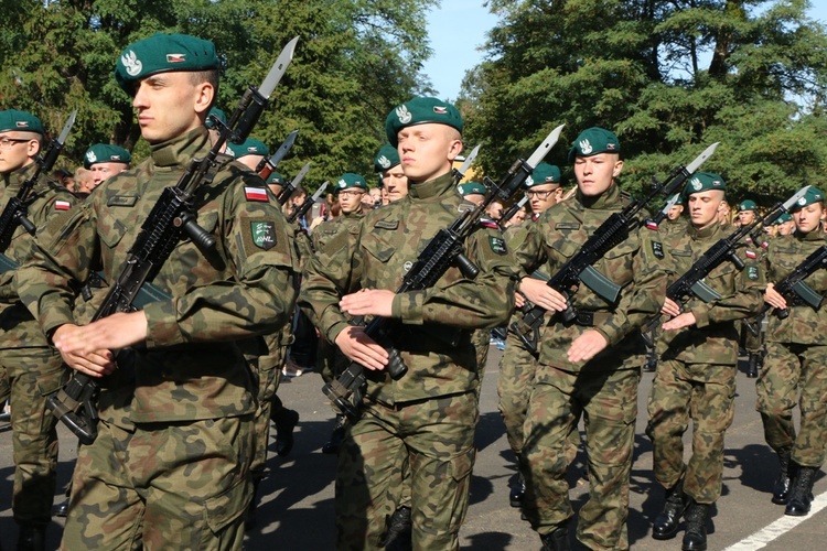 Przysięga wojskowa podchorążych Akademii Wojsk Lądowych 2019