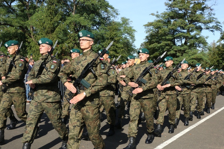 Przysięga wojskowa podchorążych Akademii Wojsk Lądowych 2019