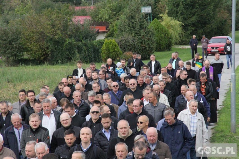 VII Pielgrzymka Mężczyzn do sanktuarium Pierwszych Męczenników Polski w Międzyrzeczu - cz. I