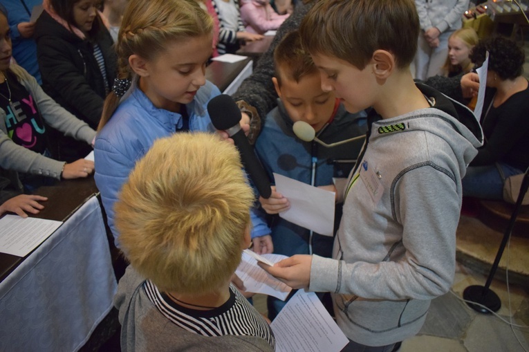 Ruch Rodzin Nazaretańskich rozpoczął rok formacyjny we Wrocławiu cz. 2