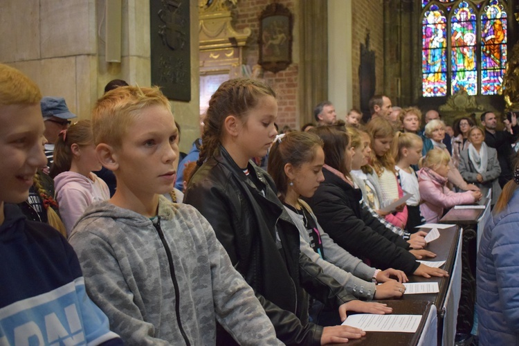 Ruch Rodzin Nazaretańskich rozpoczął rok formacyjny we Wrocławiu cz. 2