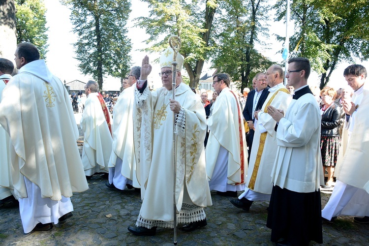 Diecezjalne dożynki na Górze św. Anny