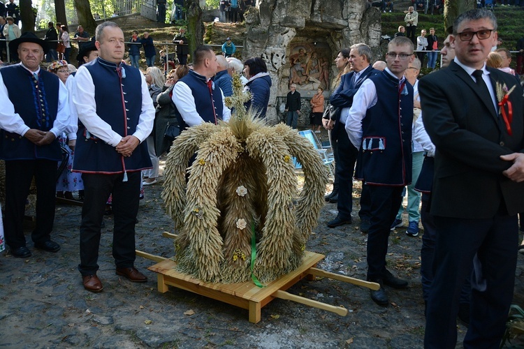 Diecezjalne dożynki na Górze św. Anny