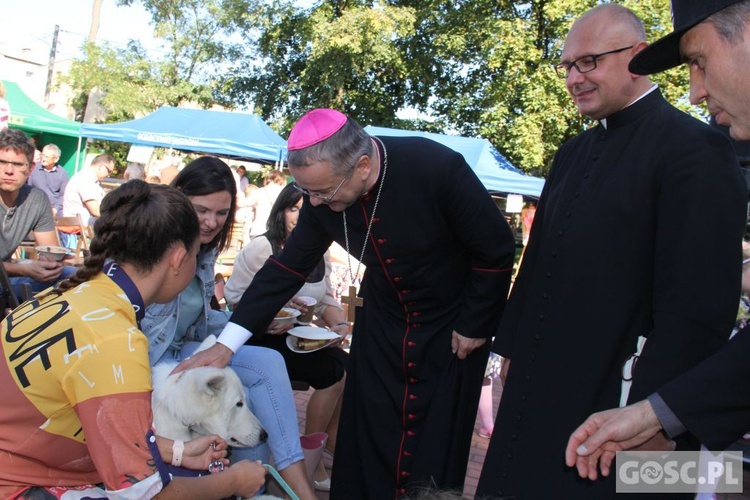 Akcja "Kromka chleba dla sąsiada" i Niedziela św. Franciszka w Jaczowie