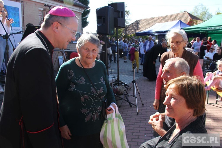 Akcja "Kromka chleba dla sąsiada" i Niedziela św. Franciszka w Jaczowie