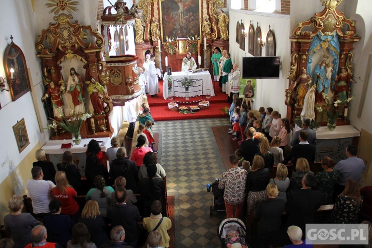 Akcja "Kromka chleba dla sąsiada" i Niedziela św. Franciszka w Jaczowie