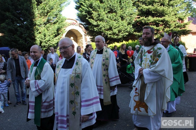 Akcja "Kromka chleba dla sąsiada" i Niedziela św. Franciszka w Jaczowie