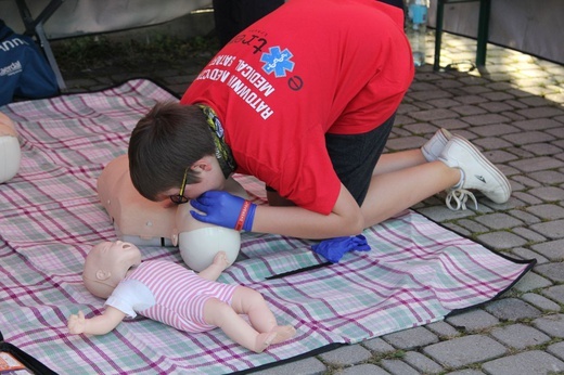 1. Festyn parafialny "Dach z serca" na os. Polskich Skrzydeł w Bielsku-Białej