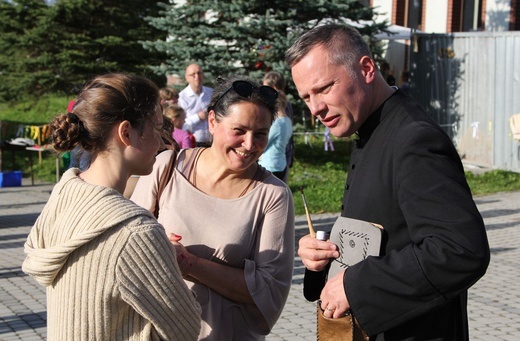 1. Festyn parafialny "Dach z serca" na os. Polskich Skrzydeł w Bielsku-Białej
