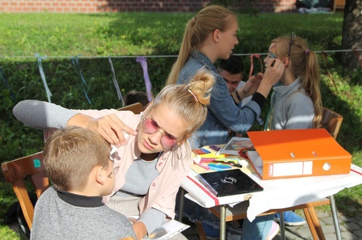 1. Festyn parafialny "Dach z serca" na os. Polskich Skrzydeł w Bielsku-Białej