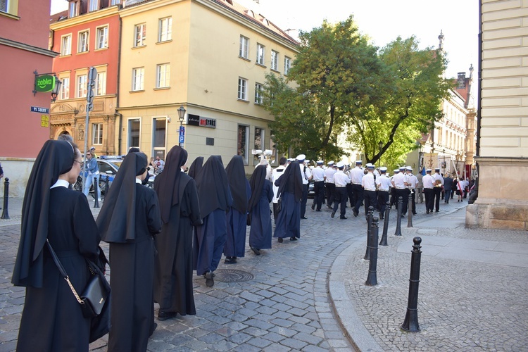 Ulicami Wrocławia ze św. Stanisławem i św. Dorotą