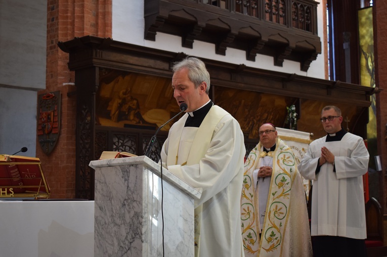 Ulicami Wrocławia ze św. Stanisławem i św. Dorotą