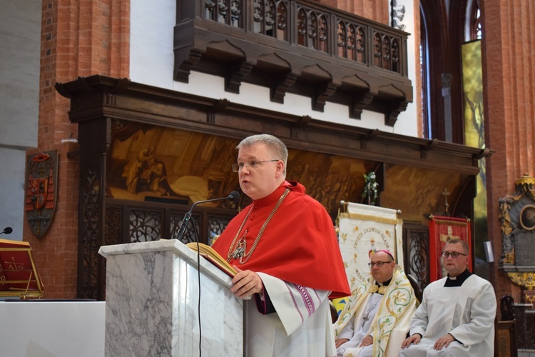 Ulicami Wrocławia ze św. Stanisławem i św. Dorotą