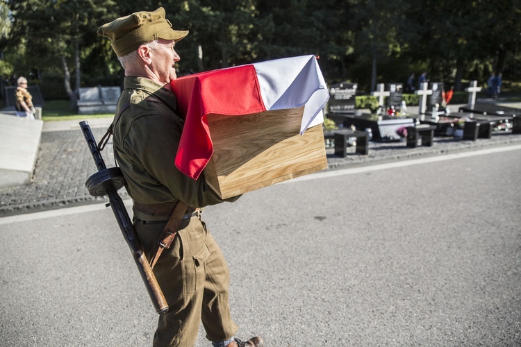 Dziś kończy się wasza walka. Niezłomni spoczęli w Panteonie