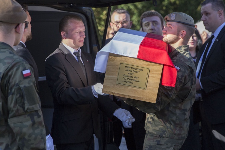 Dziś kończy się wasza walka. Niezłomni spoczęli w Panteonie