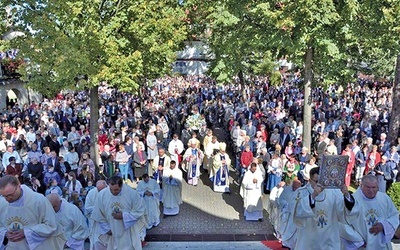 Abp Jan Romeo Pawłowski przewodniczył Sumie. 