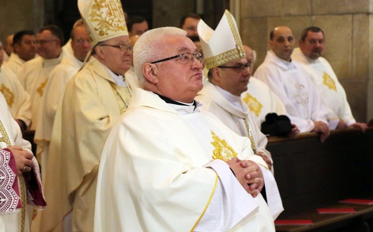 Śp. ks. prał. Marian Biskup w obiektywie "Gościa" i nie tylko