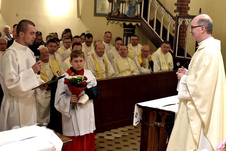 Uroczyste wprowadzenie w urząd proboszcza ks. Arkadiusza Chwastyka