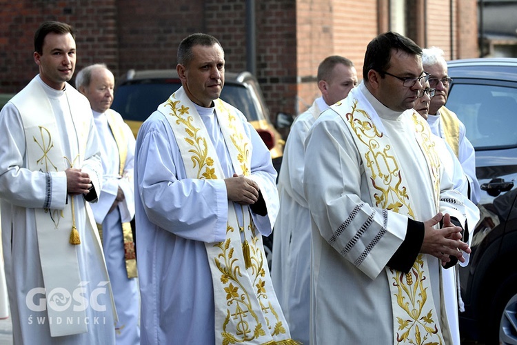 Uroczyste wprowadzenie w urząd proboszcza ks. Arkadiusza Chwastyka