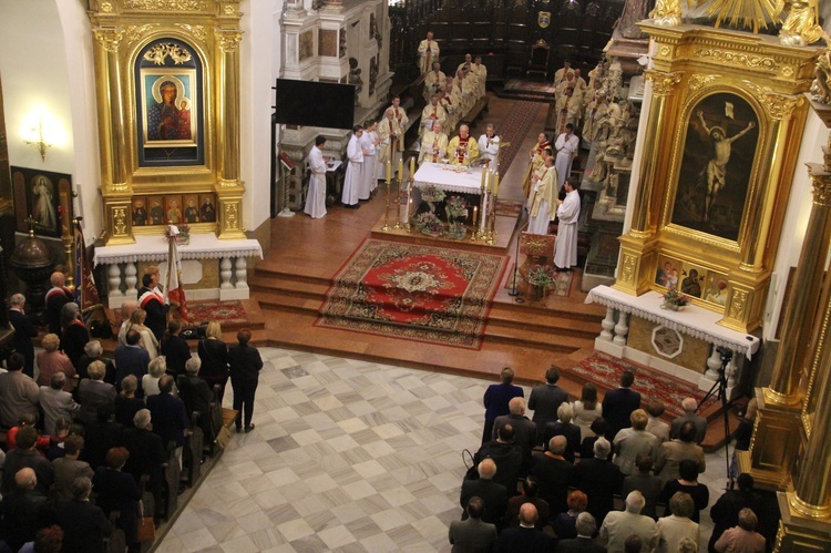 X Forum Ruchów i Stowarzyszeń - Msza św.