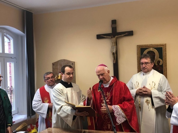 bp Ignacy Dec w kaplicy bł. Gerharda