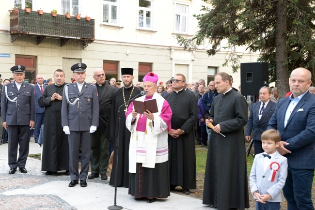 Odsłonięcie pomnika żołnierzy AK