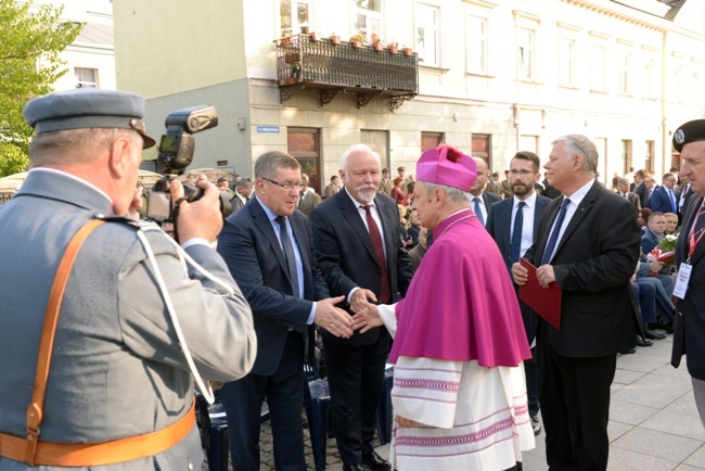 Odsłonięcie pomnika żołnierzy AK