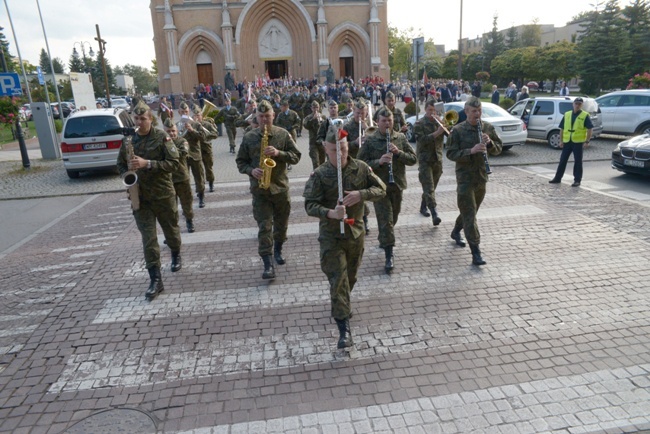 Odsłonięcie pomnika żołnierzy AK