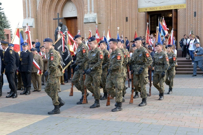 Odsłonięcie pomnika żołnierzy AK