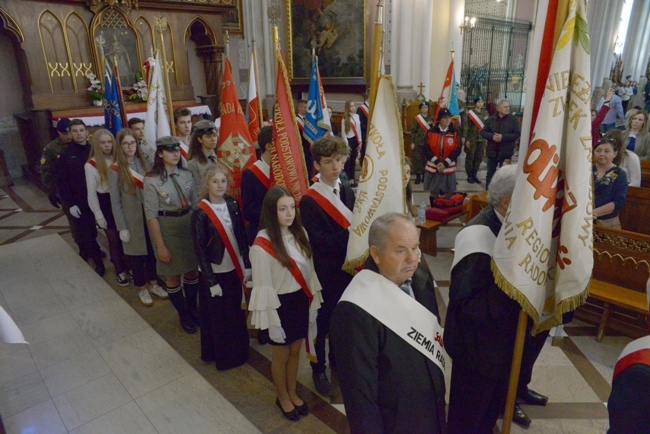 Odsłonięcie pomnika żołnierzy AK