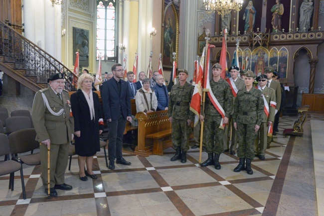 Odsłonięcie pomnika żołnierzy AK