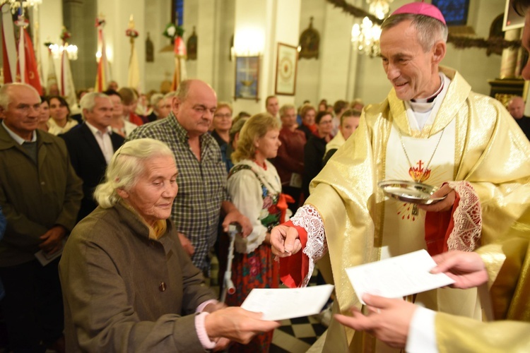 Pielgrzymka Arcybractwa Straży Honorowej NSPJ do Piwnicznej