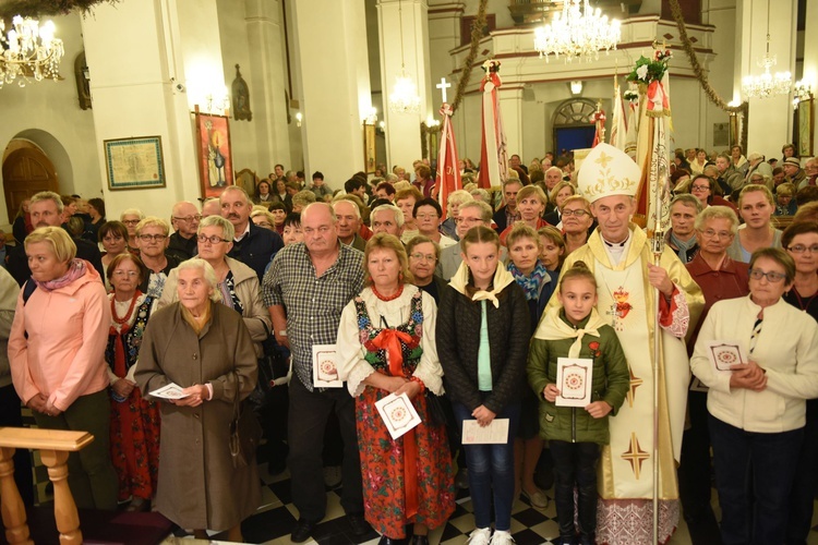 Pielgrzymka Arcybractwa Straży Honorowej NSPJ do Piwnicznej