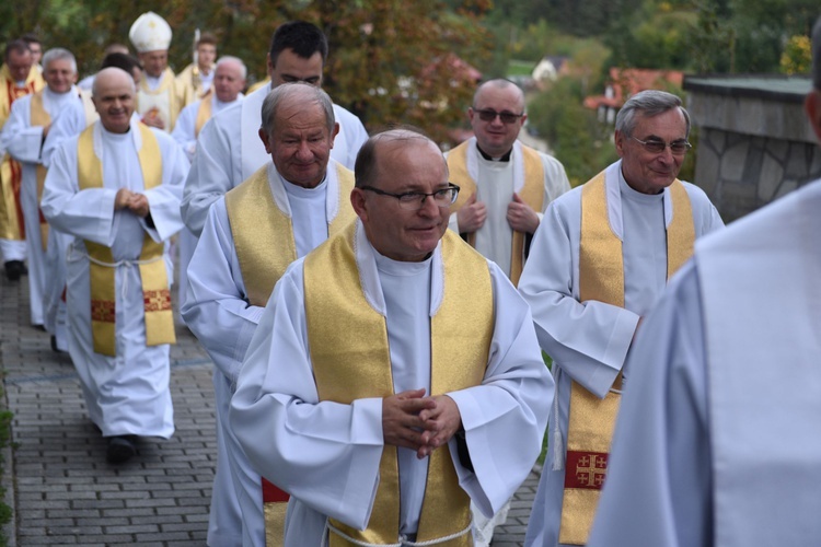 Pielgrzymka Arcybractwa Straży Honorowej NSPJ do Piwnicznej