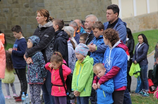 12. Pielgrzymka Rodzin Diecezji Bielsko-Żywieckiej do Kalwarii Zebrzydowskiej - 2019, cz. 1