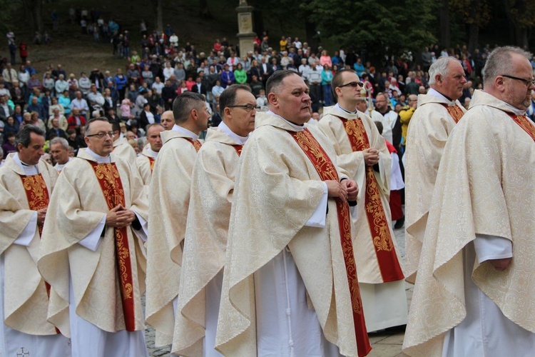 12. Pielgrzymka Rodzin Diecezji Bielsko-Żywieckiej do Kalwarii Zebrzydowskiej - 2019, cz. 1