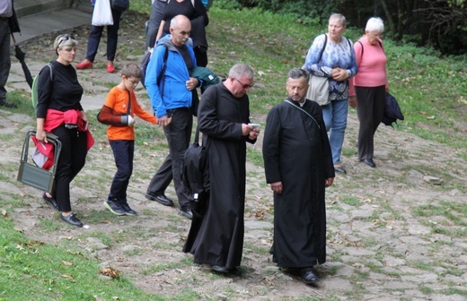 12. Pielgrzymka Rodzin Diecezji Bielsko-Żywieckiej do Kalwarii Zebrzydowskiej - 2019, cz. 1