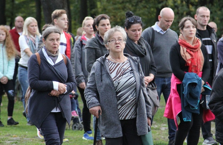 12. Pielgrzymka Rodzin Diecezji Bielsko-Żywieckiej do Kalwarii Zebrzydowskiej - 2019, cz. 1