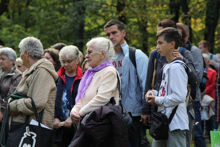 12. Pielgrzymka Rodzin Diecezji Bielsko-Żywieckiej do Kalwarii Zebrzydowskiej - 2019, cz. 1