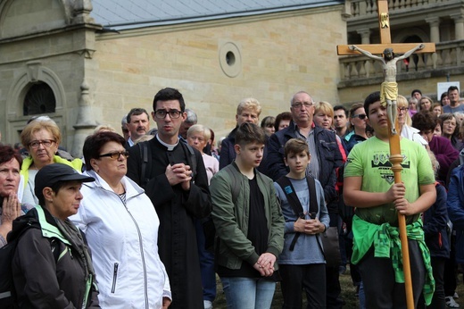 12. Pielgrzymka Rodzin Diecezji Bielsko-Żywieckiej do Kalwarii Zebrzydowskiej - 2019, cz. 1