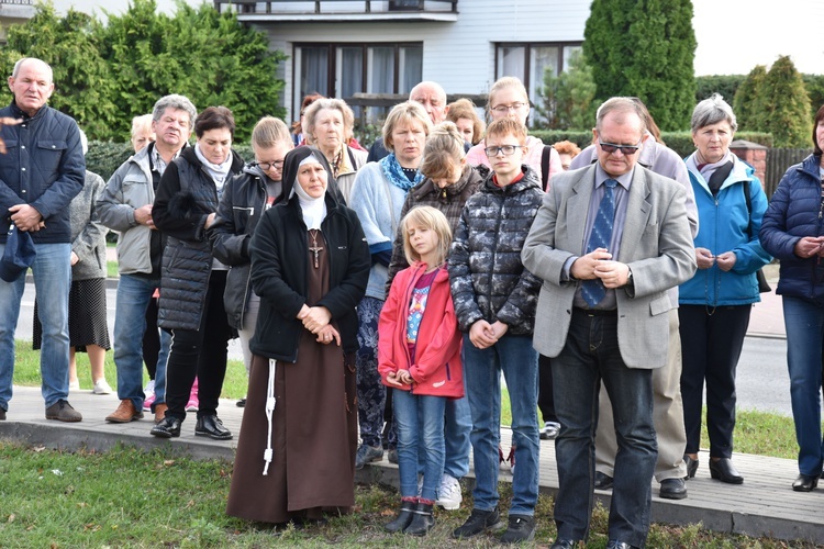 Przasnysz. Koronka na ulicach miasta