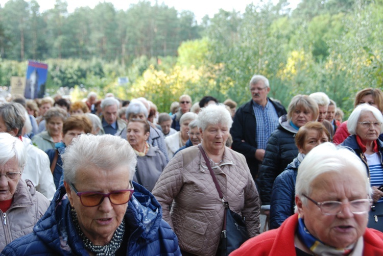 XV Pielgrzymka Kół Żywego Różańca do Domaniewic