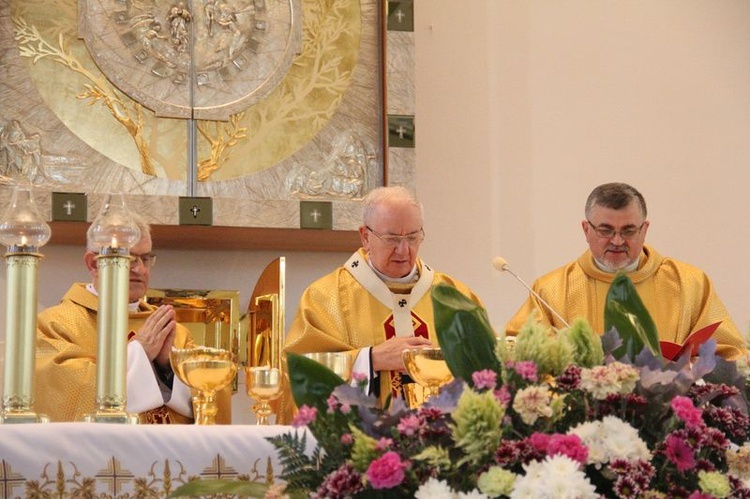 Konsekracja kościoła Świętej Rodziny w Lublinie