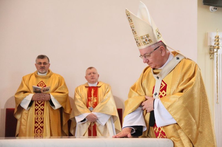 Konsekracja kościoła Świętej Rodziny w Lublinie