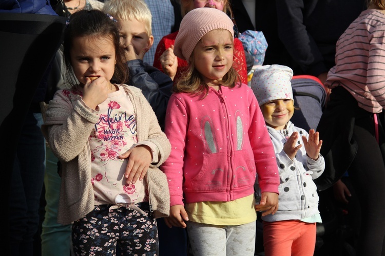 Piknik parafialny na Muchoborze Wielkim