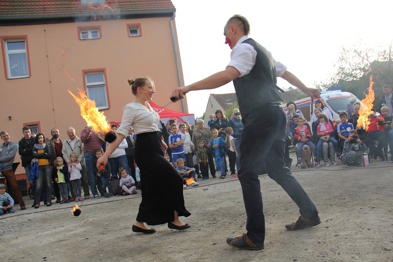 Piknik parafialny na Muchoborze Wielkim